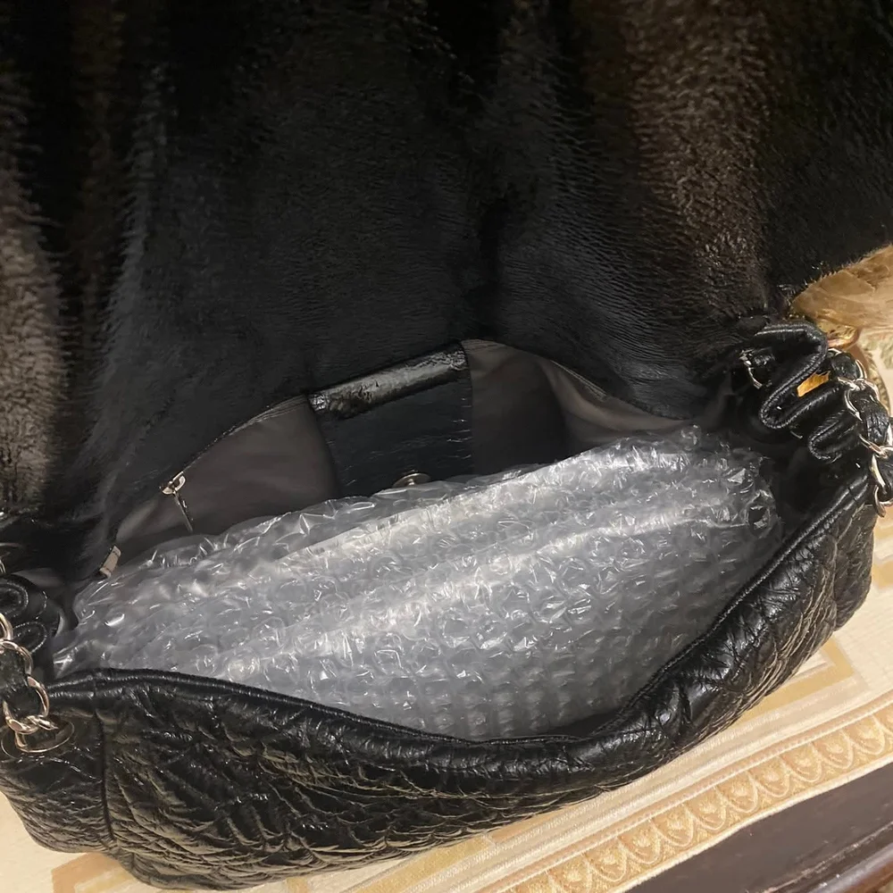 Chanel Black Quilted Leather Chain Bag - Picture 11 of 15